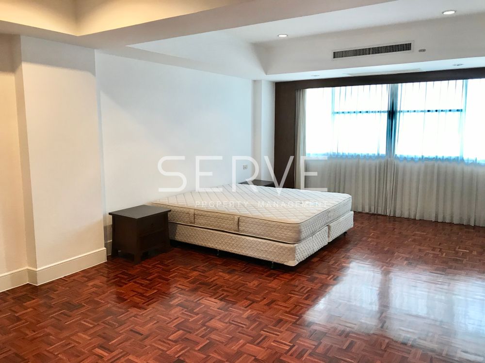 Large 3 BD. Unit in Phrom Phong Area Close to BTS Phrom Phong-Phirom Garden Residence