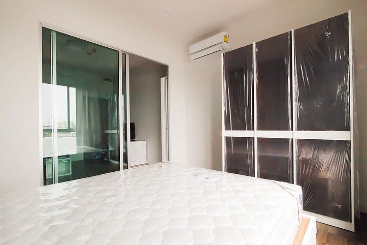 Smart Z condominium for rent @Suwannaphumi