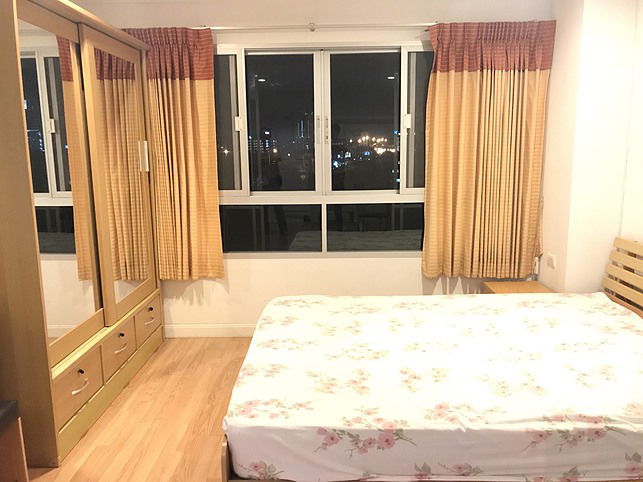 For rent 32 sqm 1 bed @ Lumpini Ville Ramkhumheang 26 only 8,500 month