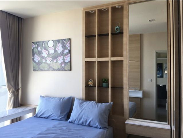 C1018💖 中国客户，请加微信。(在联系方式的旁边) For rent Noble Revolve Ratchada Line❤️💜@condopremium💜❤️