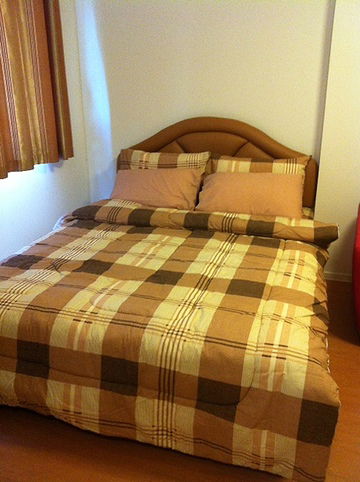 Rent Lumpini condo Chonburi 4000 THB , full furnish, good