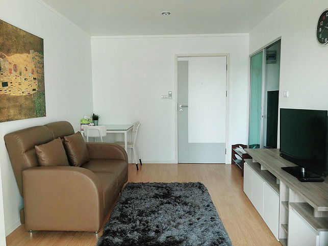 33 sqm 1 bed ငှားရန်ရှိသည်။