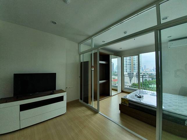 new condo for rent near sathorn