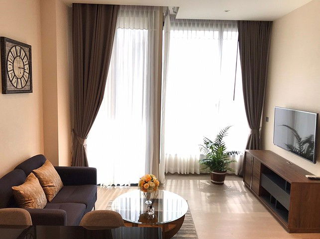 for rent The Esse Asoke. 1bed 47sq.m. Line id: @pfgent