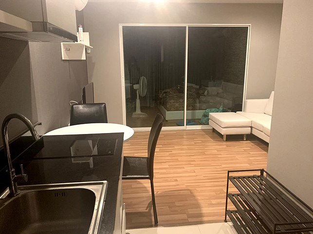 For Rent We Condo Ekkamai-Raminthra - 1 bed 33 sq.m.  4th floor