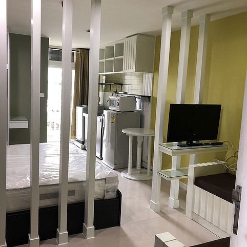 The plenary Sarhorn-Taksin Condo for rent