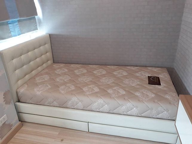 G 4265💙中国客户，请加微信。(在联系方式的旁边) For rent Hotel Serviced Condo Line❤️💜@condopremium💜❤️Ready to move in ⬛🟨 📞 065 695 3645🟨⬛