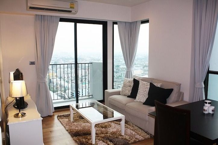 Fuse Sathorn Taksin Condo for rent