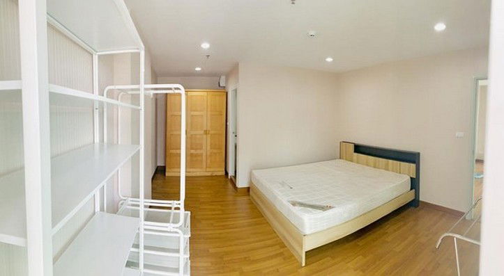 G 4686🧡中国客户，请加微信。(在联系方式的旁边)For rent Regent Home Bangson Line❤️💜@condopremium💜❤️Ready to move in ⬛🟨 📞 065 695 3645🟨⬛