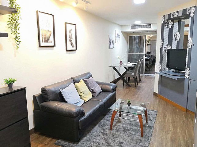 for rent Waterford Diamond. 1bed 52sq.m.  Line id: @pfagent