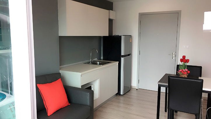 Chewathai Phetkasem 27 For Rent