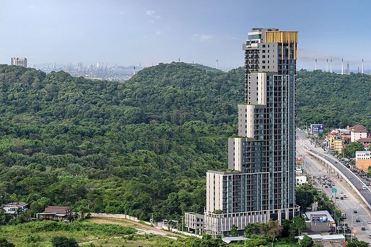 Knightsbridge condo Sriracha contract 3,6,12 month