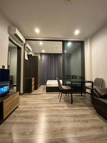 出租 Urbano Rajavithi - 1 床 30 平方米。