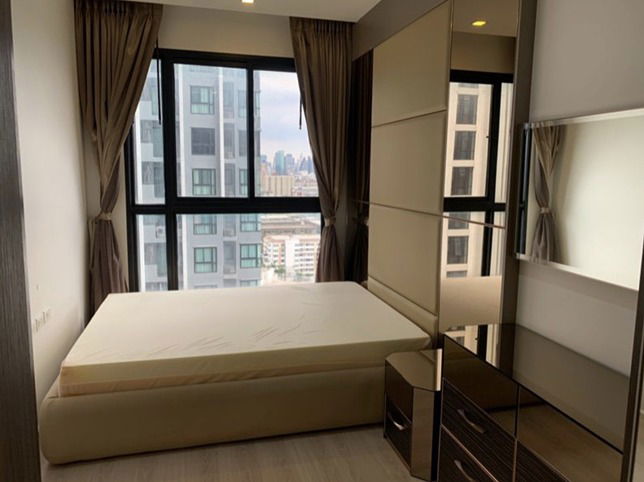 G 5365💖 ให้เช่า ควินน์ รัชดา 17 Line❤️💜@condopremium💜❤️