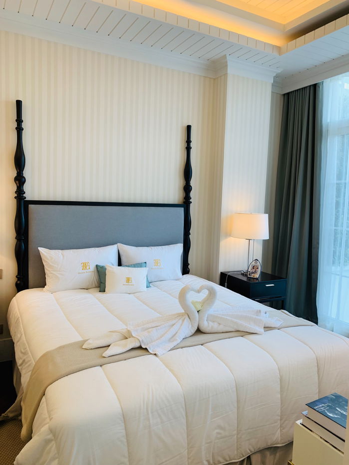 For rent, Grand Florida Pattaya, room next to the water park. Go out of the room and walk into the water park.