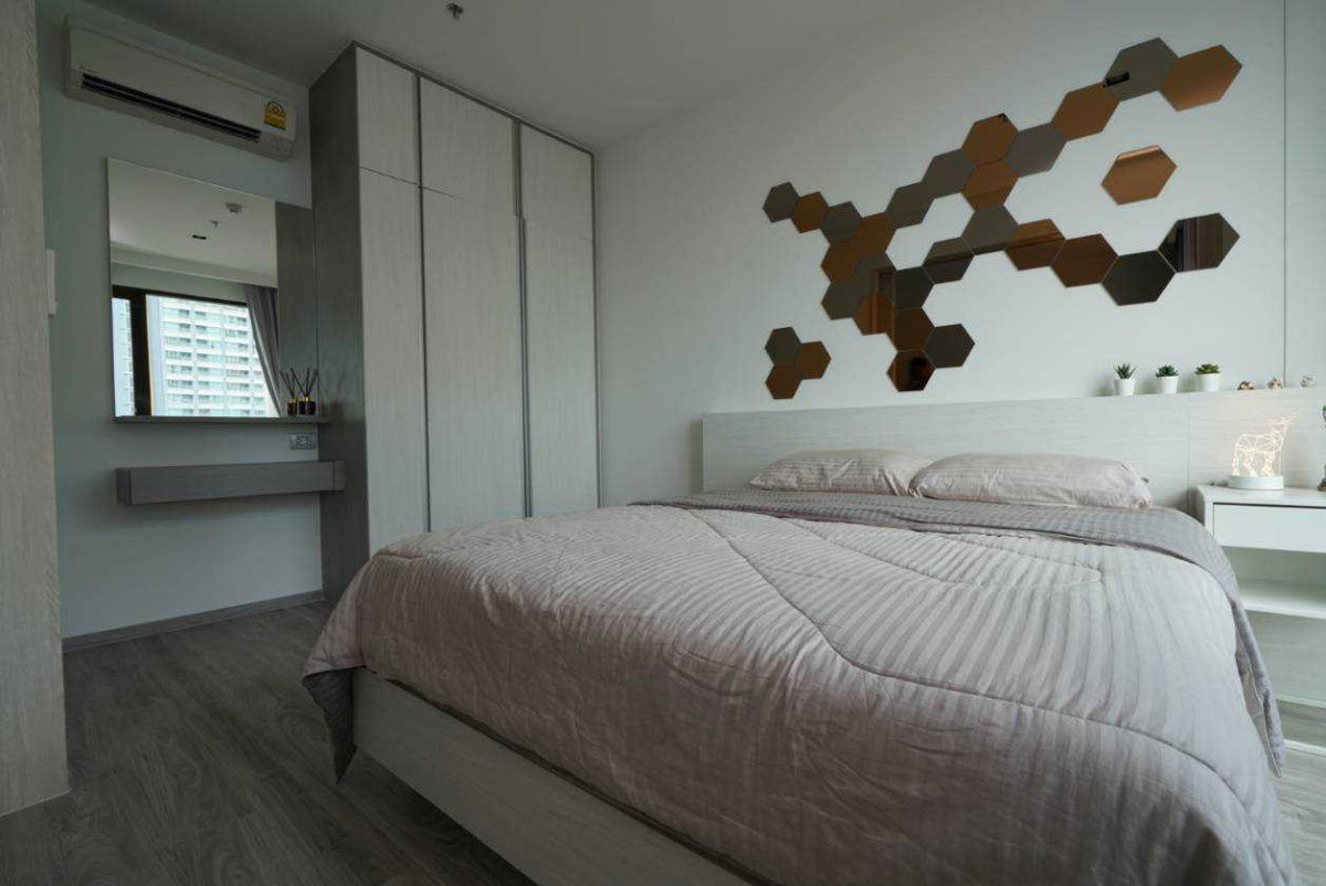 For rent, Aeras condo, beautiful room, 14th floor, size 35.5 sq m, fully furnished,S11-0064*