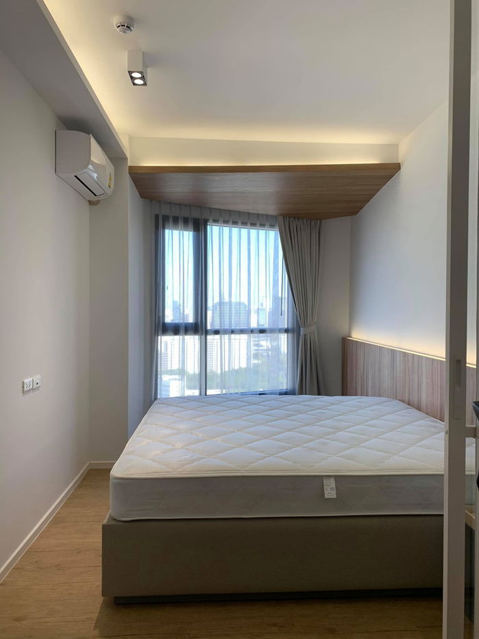 B031 Triple Y Residence Condo beautiful room, fully furnished, special price