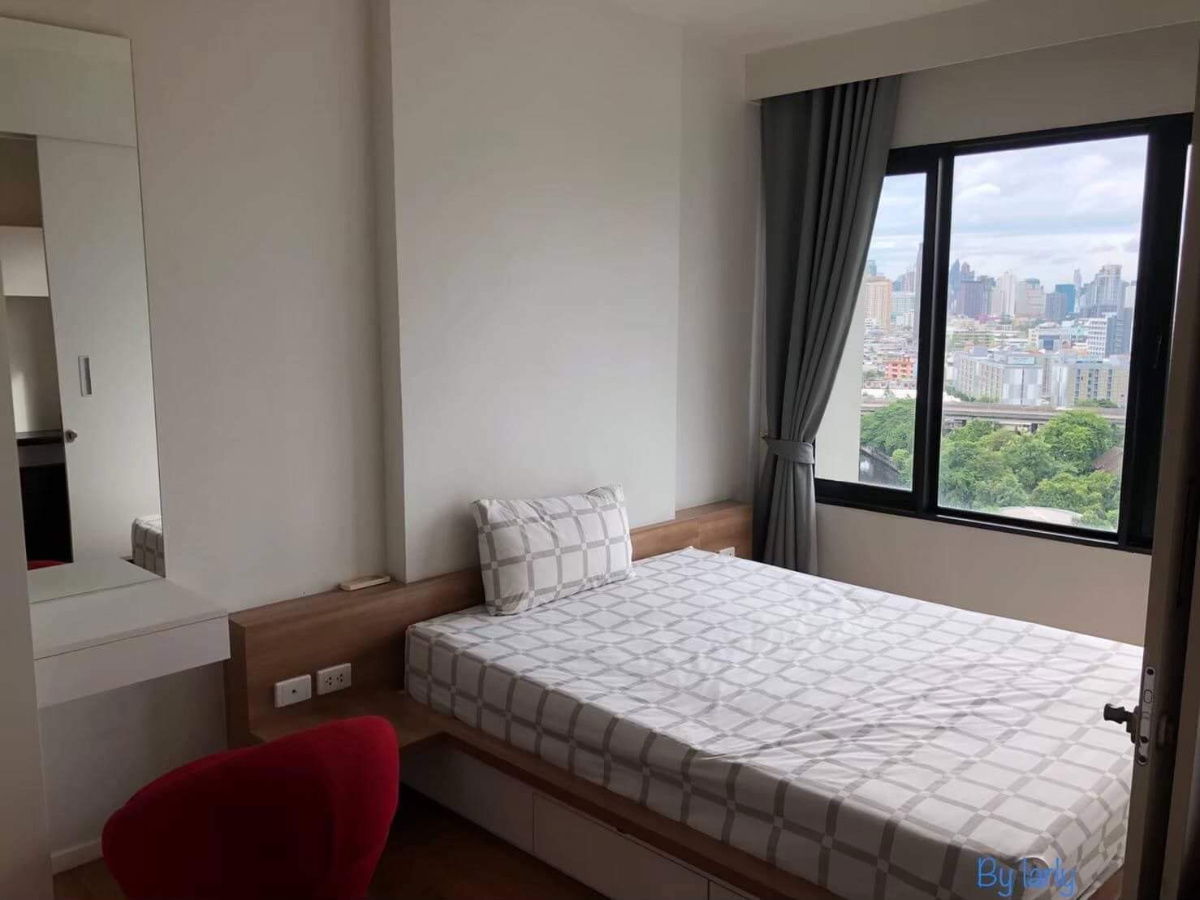 F12092 Condo for rent Blocs 77, beautiful room, fully furnished, with a washing machine, special price