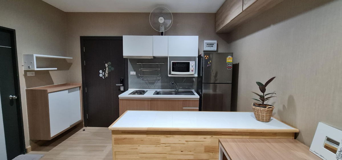 One Plus Suan Dok 5 for RENT ! 12,000.-/month Tel. +66-823899314 (Bu)