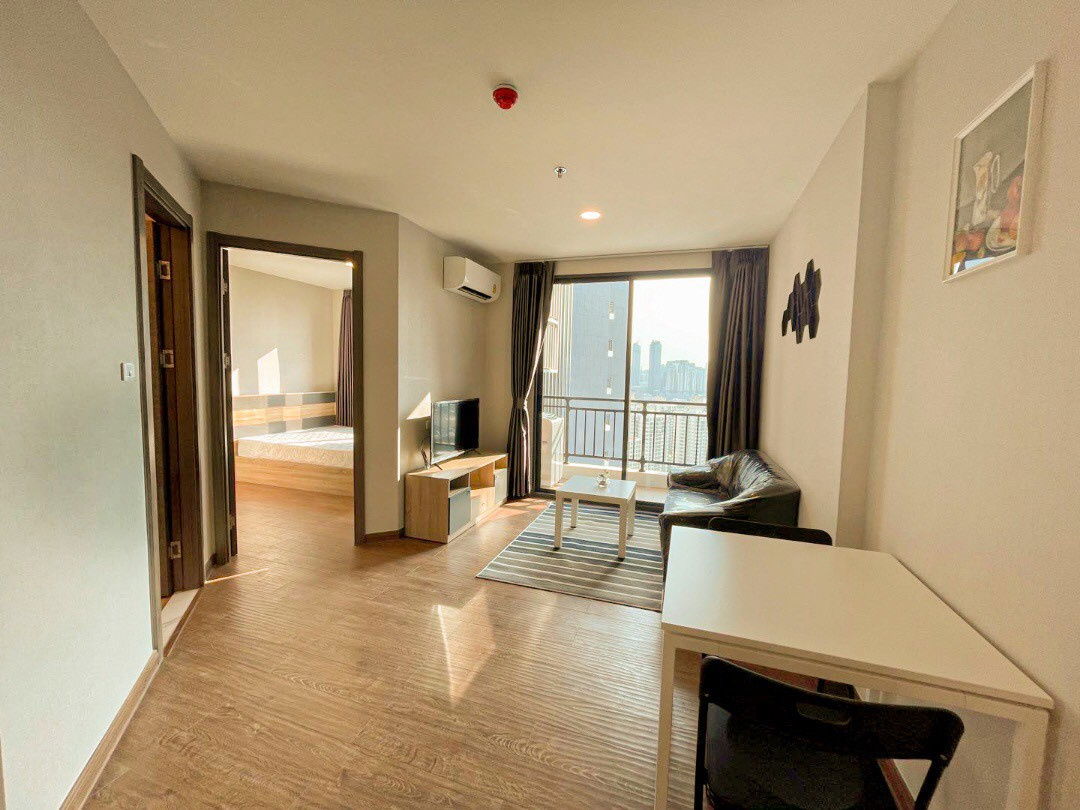 For rent Artisan Ratchada Near MRT