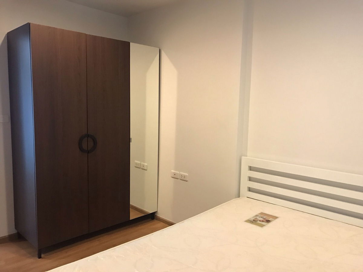 For rent Condo near BTS Onnut station The Base Sukhumvit 77  Pool view 29th Floor