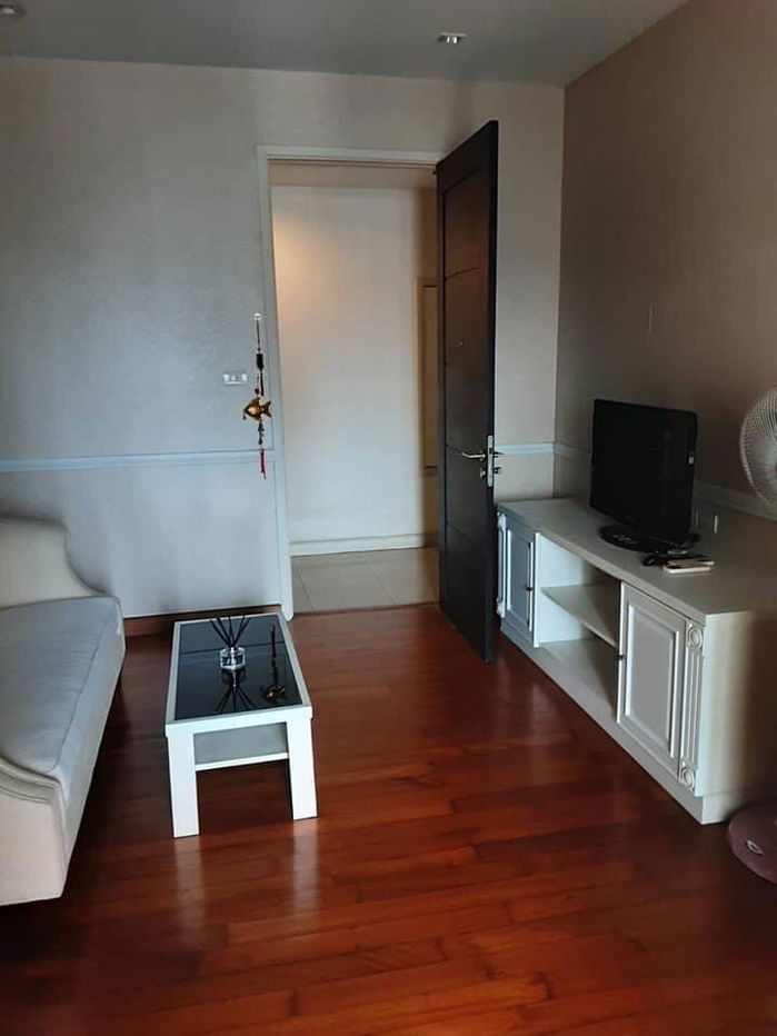 T1090 Condo for rent Ivy Sathorn 10, beautiful room, fully furnished, has a washing machine, special price