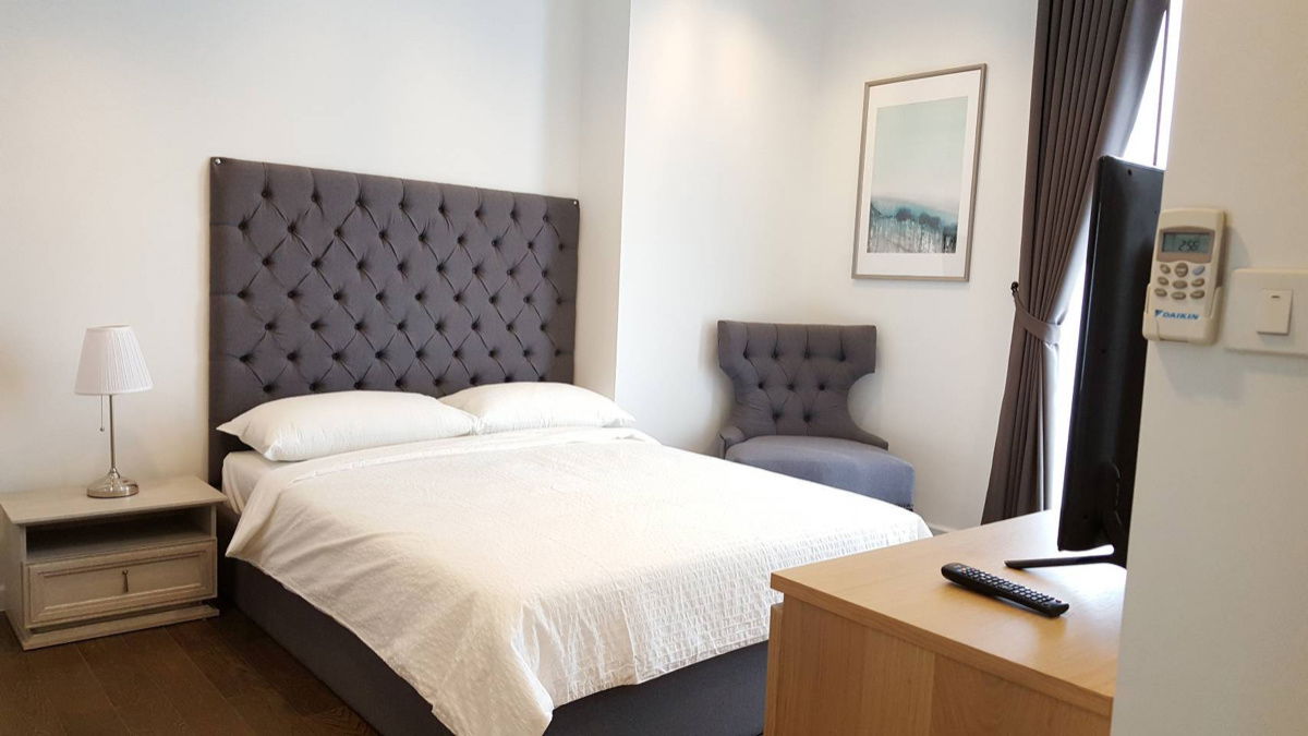 T1096 Condo for rent Nara 9, beautiful room, fully furnished, special price