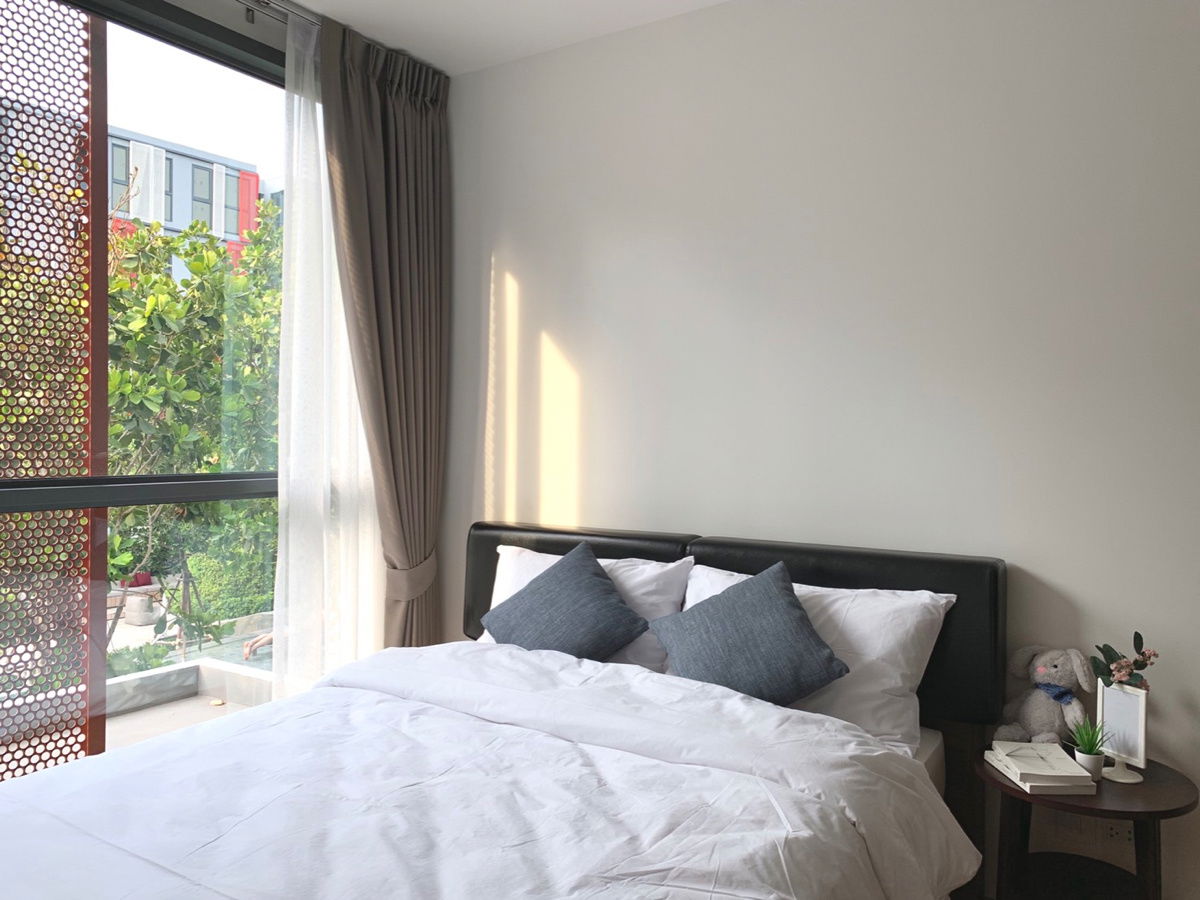 T1110 Condo for rent Taka Haus Ekamai 12, beautiful room, fully furnished, has a washing machine, special price