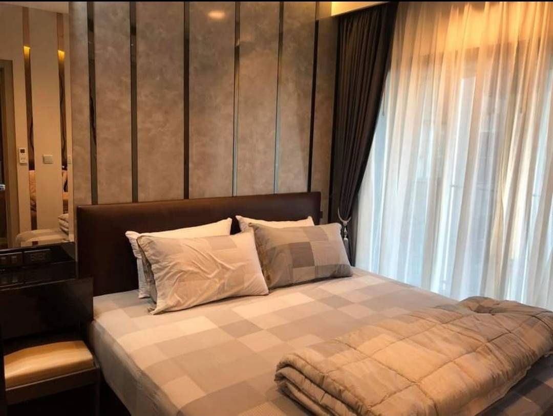 ငှားရန်ရှိသော ကွန်ဒို ၊ Life Asoke Rama 9 ၊ မြို့တွင်း ၊ အခန်း အချိုးကျ ၊ပရိဘောဂ အပြည့်အစုံ ၊ အသင့်နေထိုင်ရန် အသင့်ရှိပါသည်။