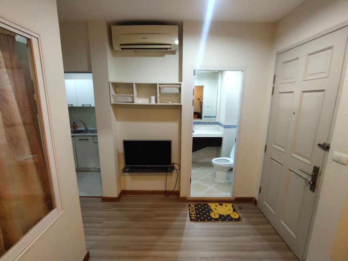 Life @ Ratchada -        Suthisan