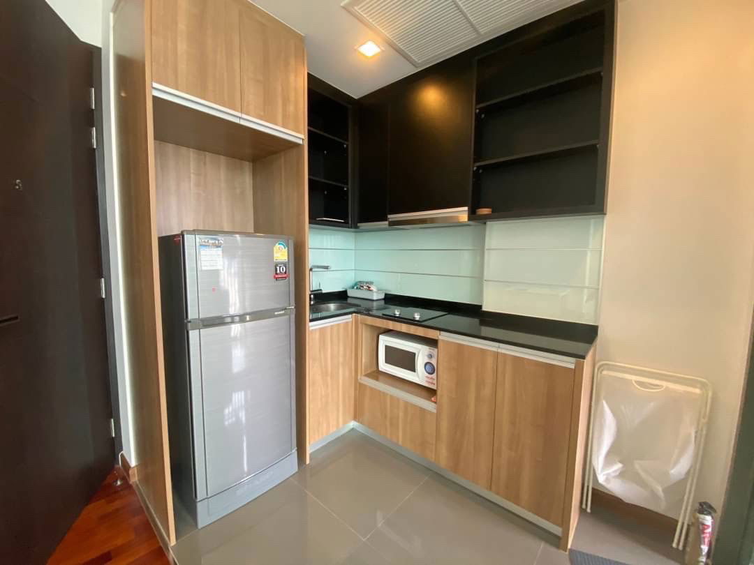 Good Condo for rent at "Wish signature midtown siam" 1 Bedroom 1Bathroom 35 Sq.m 25,000 Baht/Months