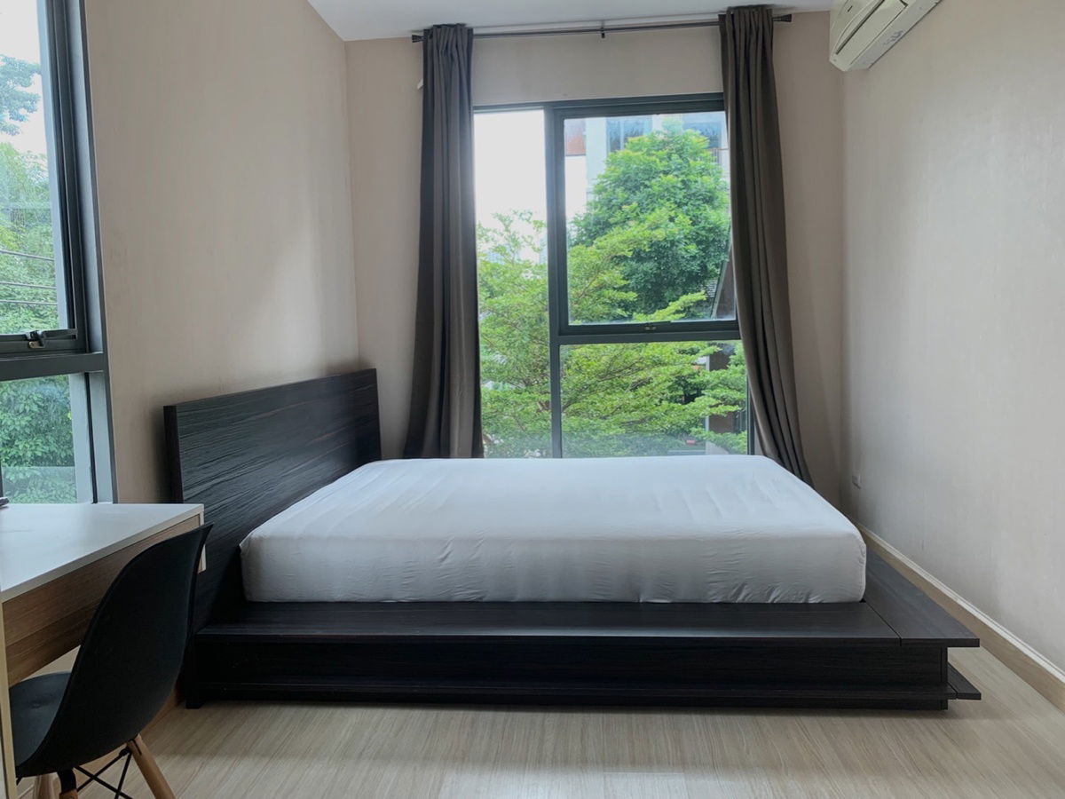 T1235 Condo for rent The Privacy Ngamwongwan, beautiful room, corner room, fully furnished, has a washing machine, special price
