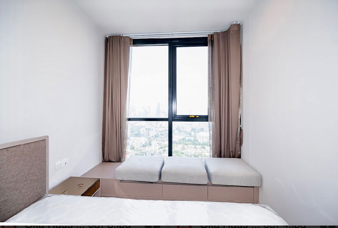 ငှားရန် : Oka Haus Sukhumvit 36 ​​၊ Thonglor ဘူတာသို့ ကြိုပို့ ၊ တစ်လ 21000 ဘတ် ၊ ညှိနှိုင်း ၊ ငှားမည် ။