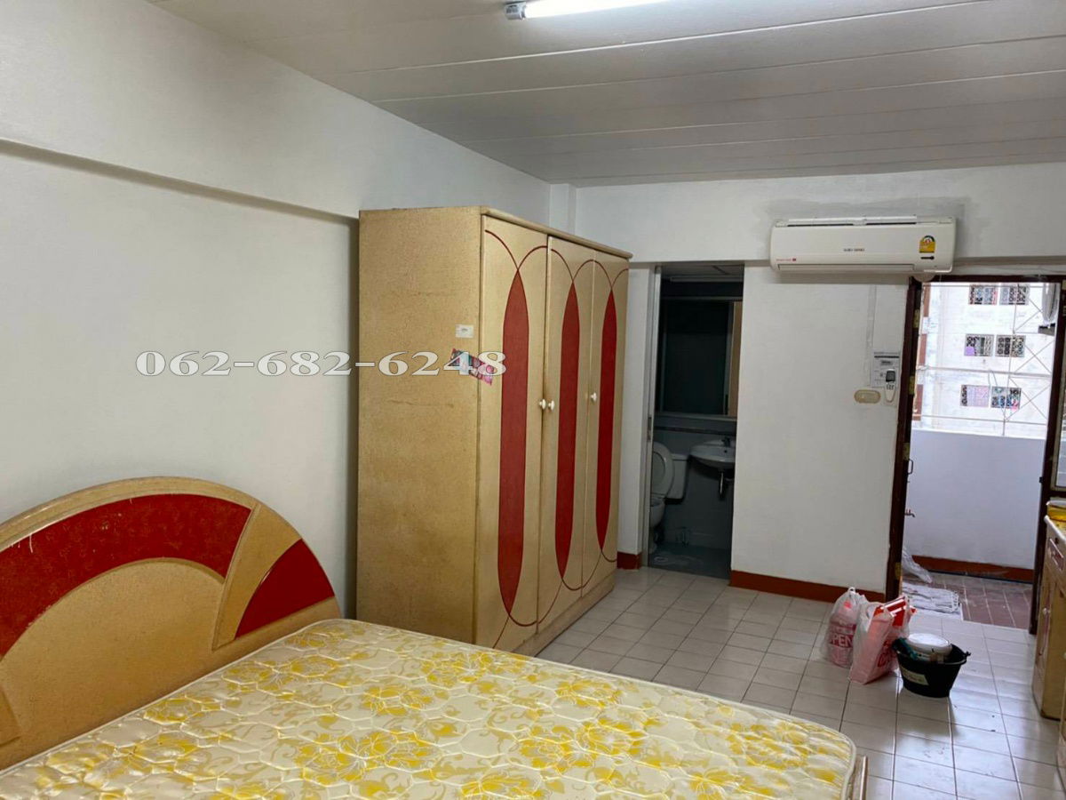 Tanommit Park for rent near Pleanary Mall