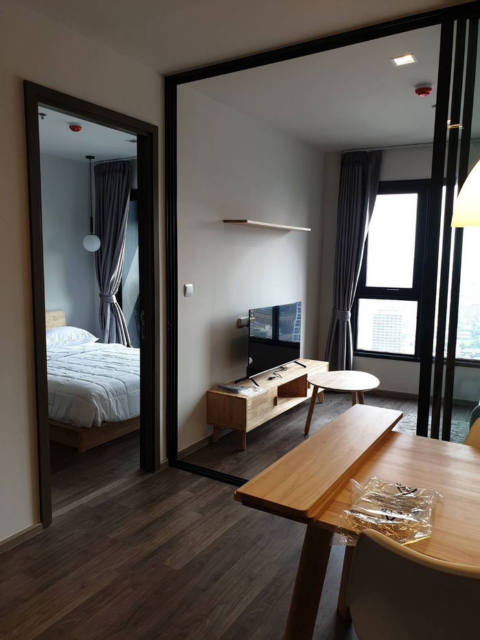 ไลฟ์ ลาดพร้าว วัลเล่ย์