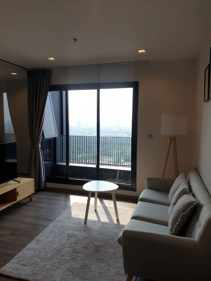 Life Ladprao              Valley