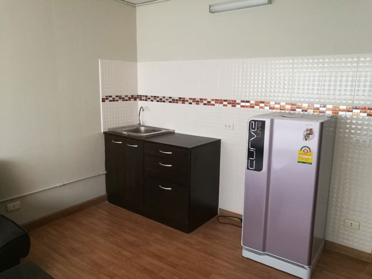 Popular Condo Muangthongthani Condo