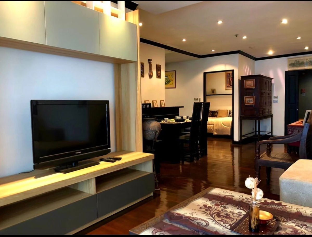 for rent Topview Tower. 2bed 76sqm. Line id: @pfagent