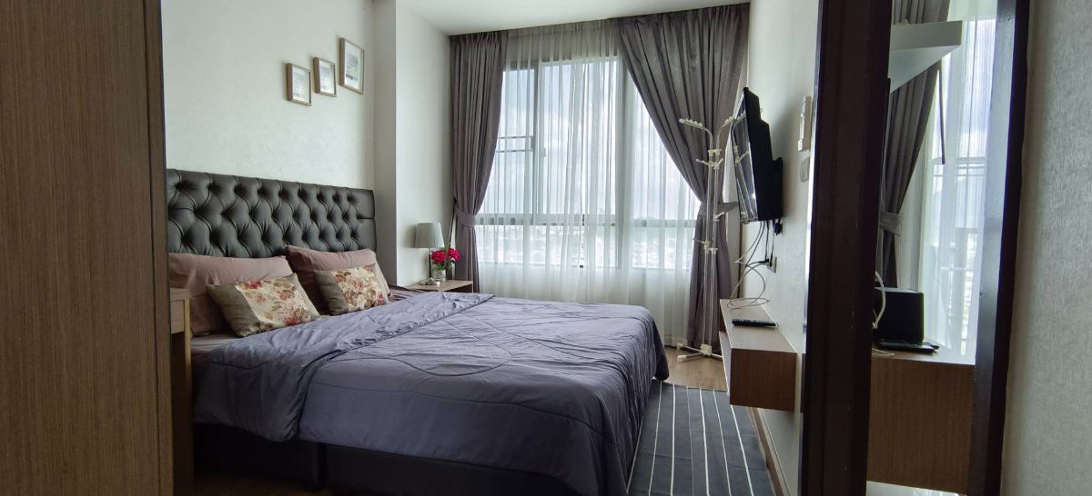 Condo for rent the sky 19th floor fully furnished