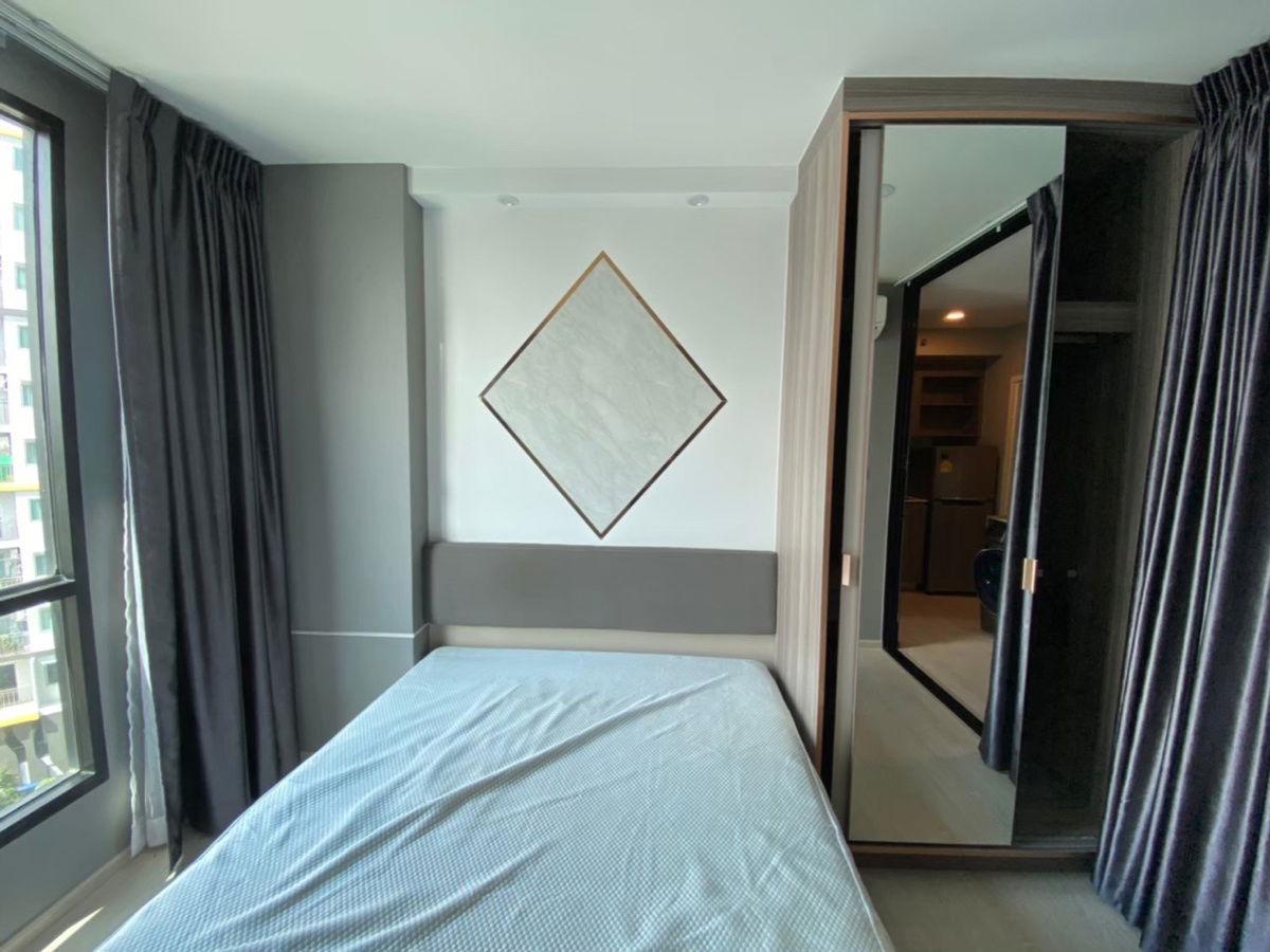 T1279 公寓出租 Knightsbridge Phaholyothin-Interchange，房间漂亮，家具齐全，有洗衣机，特价