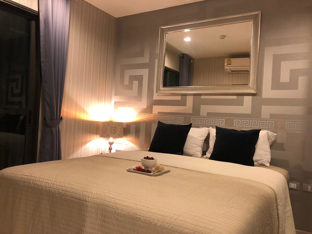 T1282 Condo for rent Rhythm Sukhumvit 36-38, beautiful room, fully furnished, has a washing machine, special price