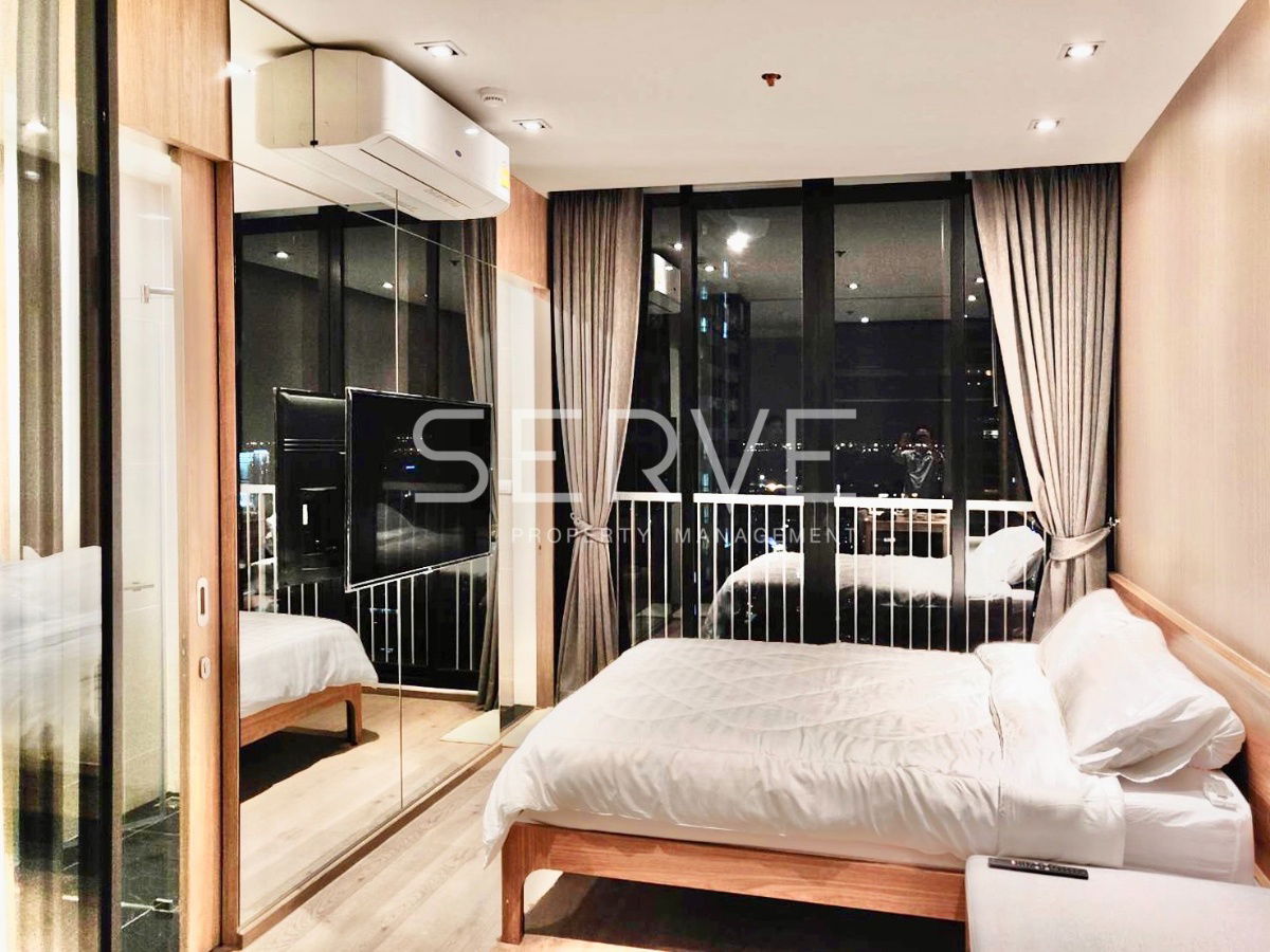 Nice Room Studio Super High Fl. 30+ Good View  Close to BTS Phrom Phong at Park 24