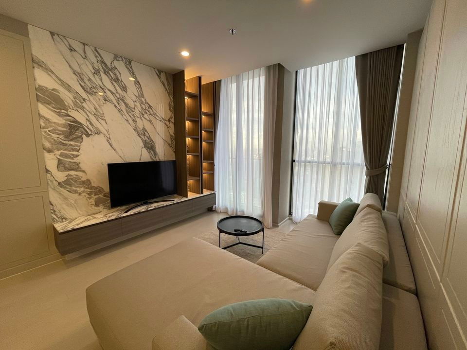 Noble Ploenchit 2 bedrooms 2 bathrooms  82 sq.m.  38fl