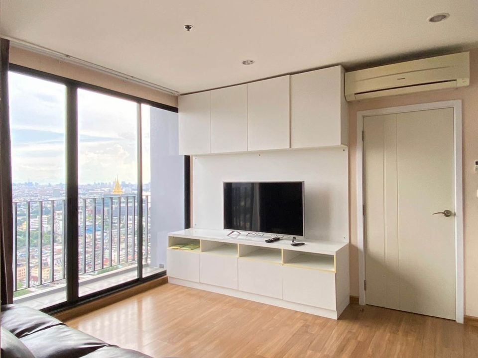 MI953 The Tree Interchange , fully furnished, 2 bedrooms, 2 bathrooms, panoramic view, near MRT Bang Pho, you can move in.