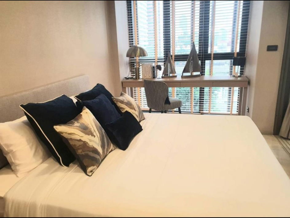 T1364 Condo for rent Walden Asoke, beautiful room, fully furnished, special price.