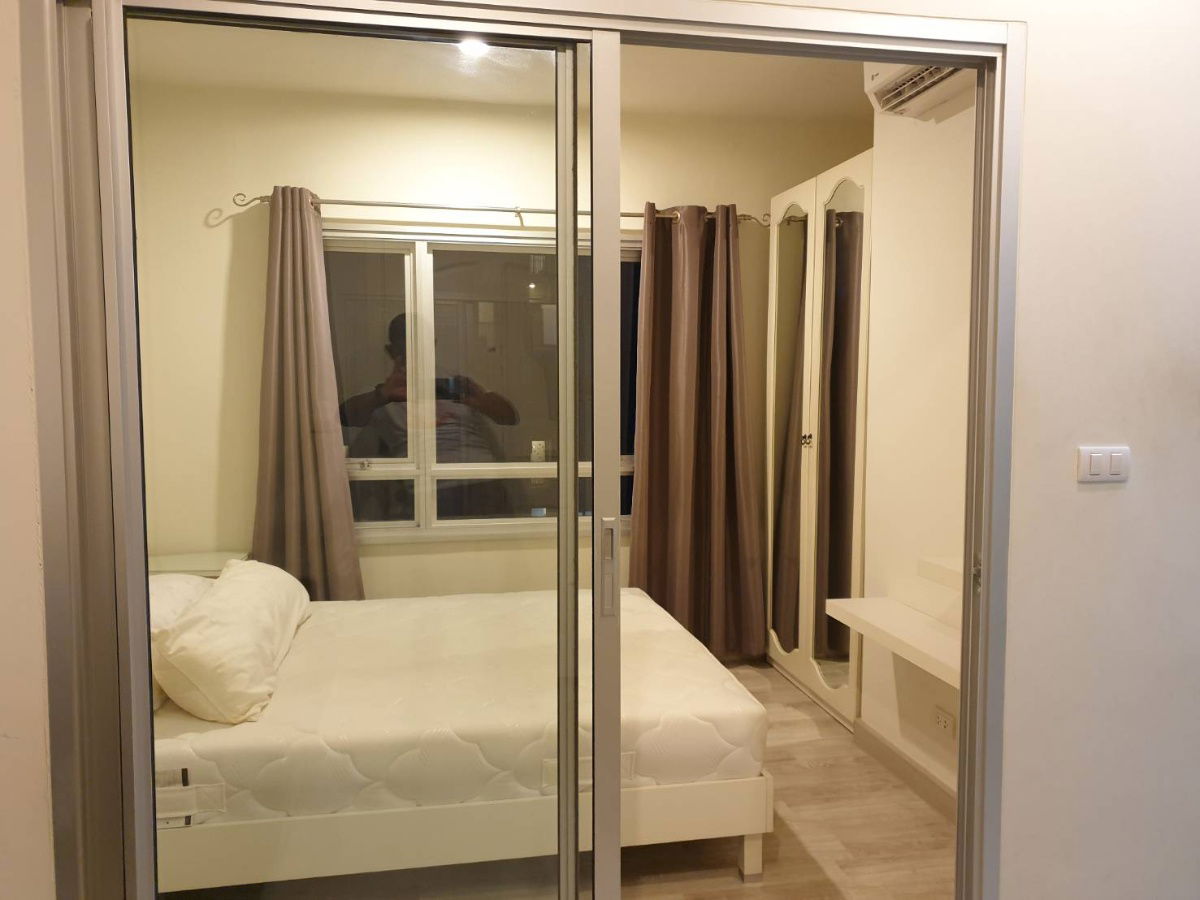 Manor Sanambinnam  Condo for rent next to the Chao Phraya River.