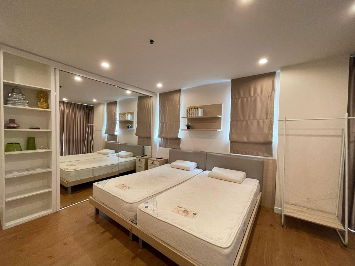 T1366 Condo for rent Baan Siri Silom, beautiful room, fully furnished, special price