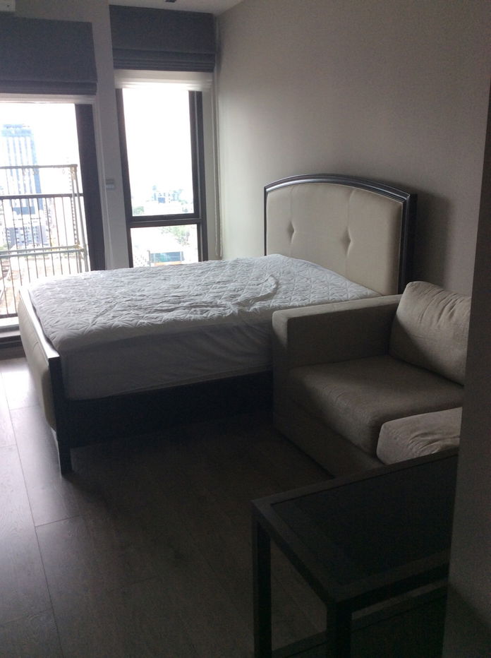 公寓出租，Whizdom Avenue MRT Ladprao 站