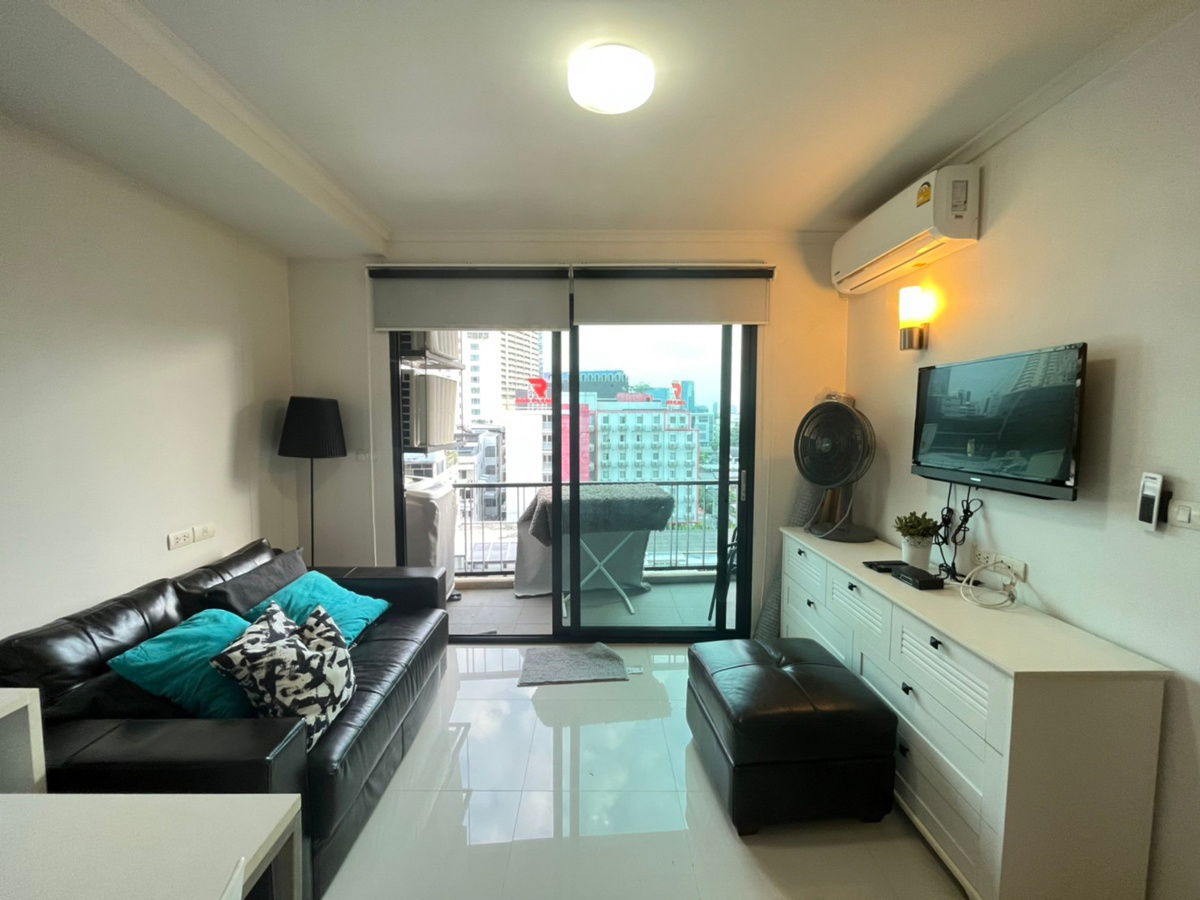 for rent Le Cote Sukhumvit14. 1bed 38sqm. Line id: @pfagent