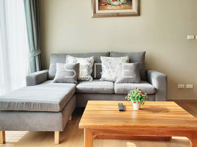 Modern Nice and Bright 1 Bed Unit in Ekkamai Close to BTS / Condo For Rent